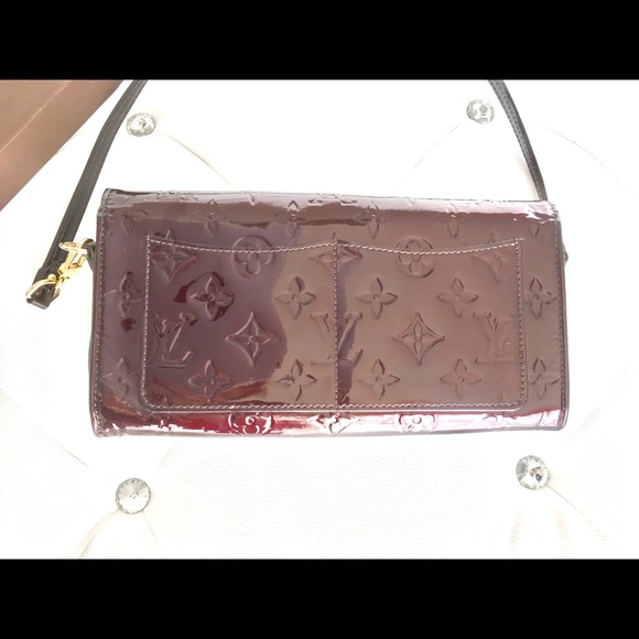 LV Rossmore MM Amarante w/ extra chain listing #1 - Picture 3 of 8